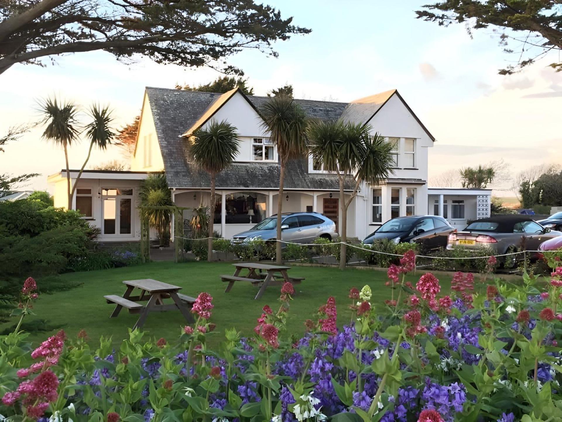 Pine Lodge Newquay  Exterior photo